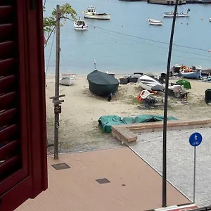 Residenza Lux Fronte Mare Vado Ligure